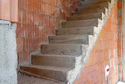 Casă cu Teren 250 Mp în Chișoda - 8