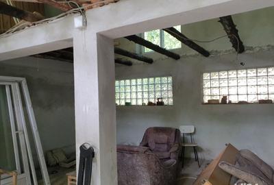 Casă cu 3 camere cu Teren 3290 Mp în Drănic - 1