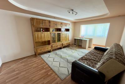 Apartament cu 3 camere decomandat în Craiovița Nouă - 1