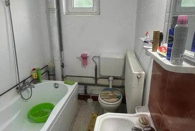 Casă cu 4 camere în Găești - 5