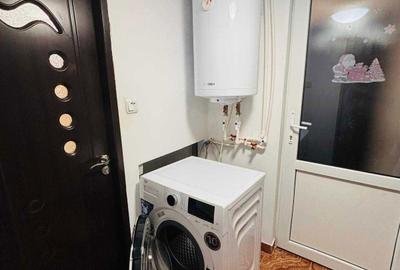 Casă cu 3 camere decomandat în Frăsinet - 1