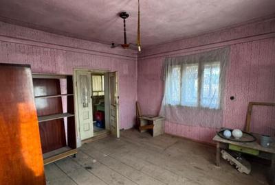 Doua case pe acela?i teren, 180 mp utili, 25 ari, ?indre? - 8