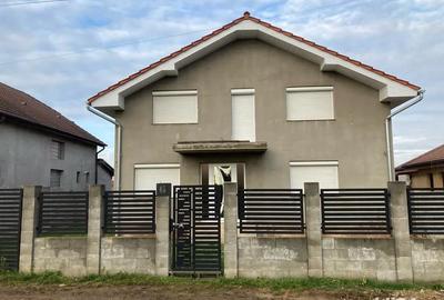 Casă cu 4 camere în Sântandrei - 7