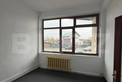 Spațiu comercial, de 9 mp, în Micro 3 - 1