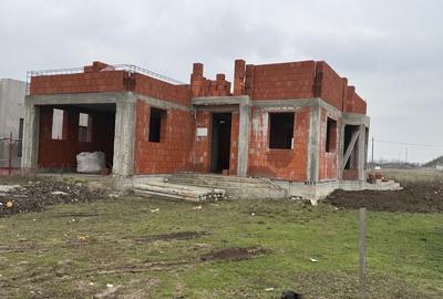 Casă cu 4 camere în Sântandrei - 3