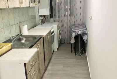 Garsonieră decomandată în Central - 2