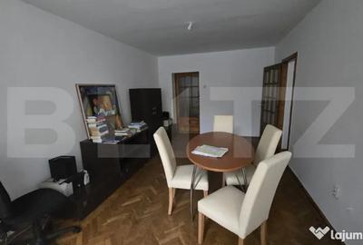 Apartament cu 3 camere decomandat în Micro 15 - 5