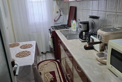 Apartament cu 3 camere decomandat în Românești - 7