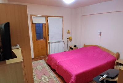 Apartament cu 3 camere decomandat în Democrației - 4