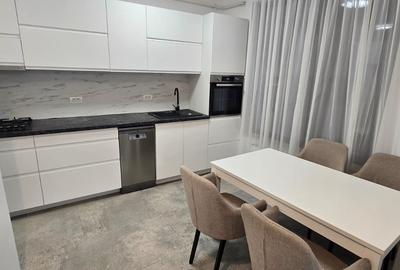 Casă cu 4 camere cu Canalizare în Central - 4