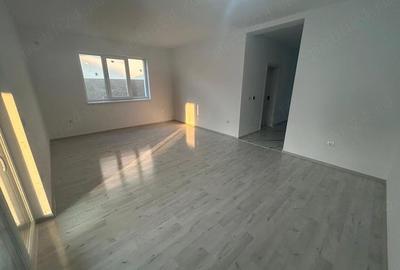 Casă cu Teren 135 Mp în Covaci - 8