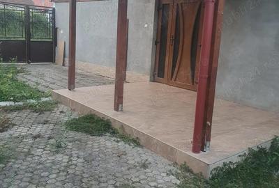 Casă cu 3 camere cu Teren 1000 Mp în Est - 9