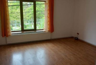 Casă cu 3 camere în Stana - 8