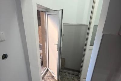 Apartament de inchiriat 3 camere Eroii Revolutiei, propietar - 8