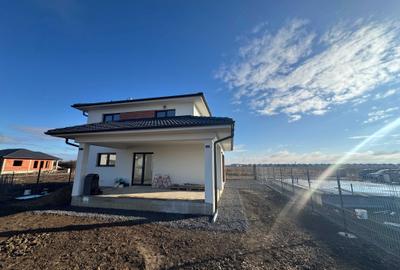 Casă cu 4 camere în Central - 3