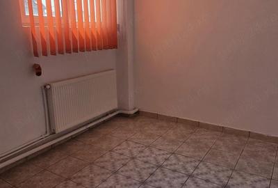 Spațiu comercial, de 30 mp, în Central - 2