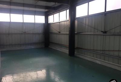 Spațiu comercial, de 1,300 mp, în Central