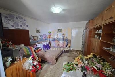 Garsonieră decomandată în Tractorul - 8