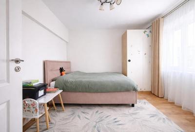 Apartament cu 4 camere decomandat, mobilat în Cug - 2