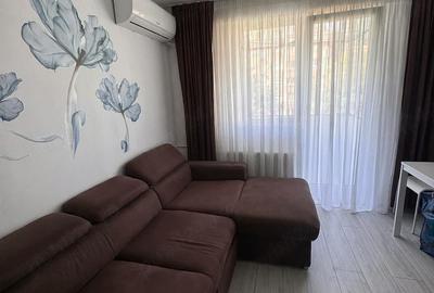 Apartament cu 2 camere semidecomandat în Gorjului