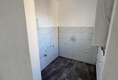 Apartament cu 3 camere semidecomandat în Central - 2