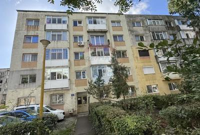 Apartament 4 camere decomandat de vanzare Eliberarii Constanta Apartament 4 camere decomandat de vanzare Eliberarii Constanta - 10