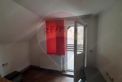 Casa / Vila cu 7 camere de vanzare in zona Bran-Tohanita - 15