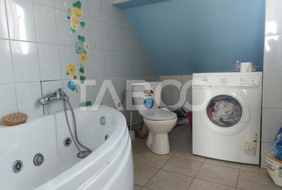 Apartament decomandat 3 camere zona centrala Cisnadie de vanzare - 10