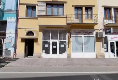 Spațiu comercial, de 21 mp, în Central