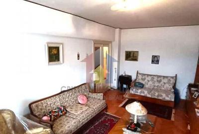 65 mp - 2 camere, Calarasi - Tineretului, decomandat, etaj i - 3