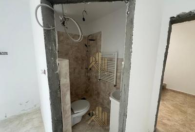 Casa/Vila de vanzare in Moieciu de jos, Drumul Carului 10 camere - 14