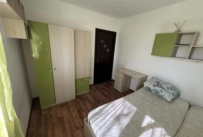 Apartament cu 3 camere semidecomandat în Berceni - 3