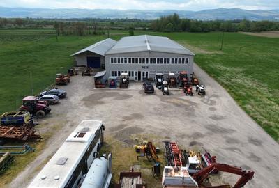 Spațiu industrial, de 1,800 mp, în Groși - 1