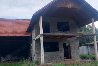 Teren cu Casa Sambata de Sus 3000m intravlian, conectat utilitati - 2