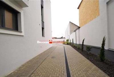 Apartament cu 2 camere semidecomandat în Decebal - 4