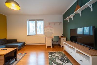 Apartament cu 2 camere semidecomandat, mobilat în Tractorul - 3