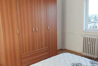 Apartament cu 2 camere decomandat în Republicii - 4
