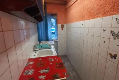 Inchiriez garsoniera micro 4 - 1