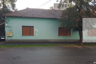 De vanzare casa,3 camere,garaj,anexe,curent trifazic , de la proprietar - 1
