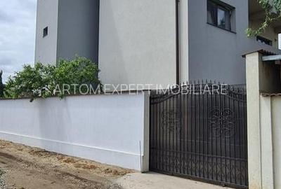 Casă cu 5 camere cu Teren 275 Mp în Pantelimon - 2