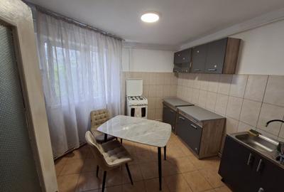 Apartament cu 2 camere decomandat în Central - 3