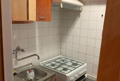 Apartament cu 2 camere nedecomandat în Central - 3
