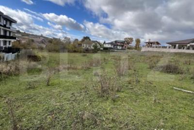 Teren de 3189 mp, în Cetății