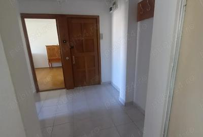 Inchiriez ap 2cam decomandat - 1