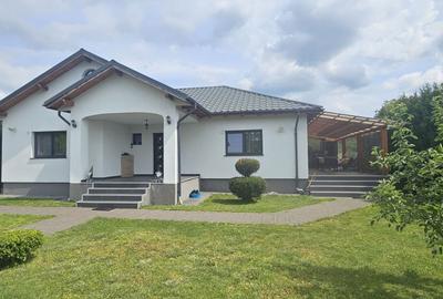 Casă cu 3 camere în Central - 4