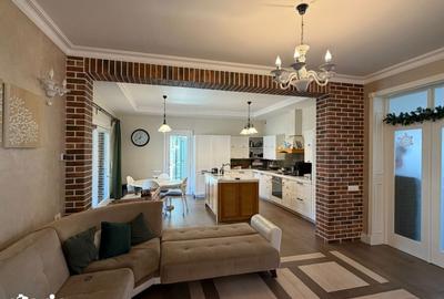 Casă cu 9 camere cu Teren 1850 Mp în Drajna - 13