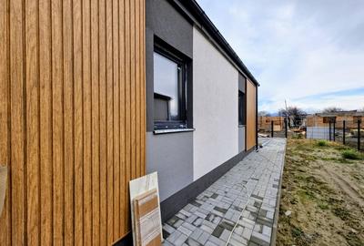 Casa individuala cu patru camere pe parter, Zarnesti - 5