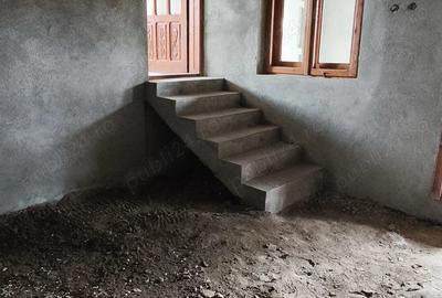 Casă cu 5 camere cu Teren 4316 Mp în Câlnic - 6