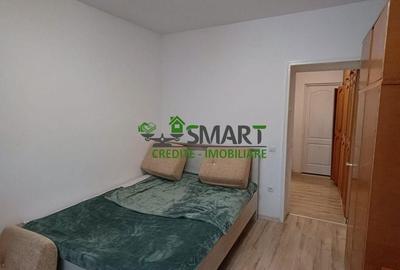Apartament cu 3 camere semidecomandat în Central - 1