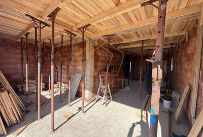 Casă cu 4 camere cu Teren 351 Mp în Soarelui - 4